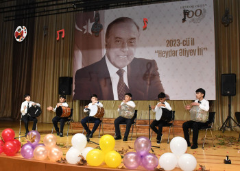 Ağdaşda Uşaq İncəsənət Festivalı iştirakçılarının yekun konserti keçirilib.
