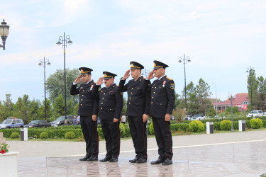 2 iyul - Polis işçilərinin peşə bayramıdır.