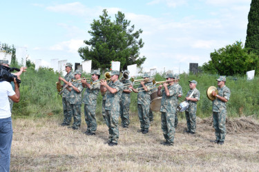 Ağdaşda şəhid Yasin Əbdürəhmanovun cənazəsi son mənzilə yola salınıb.