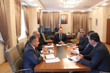 Ağdaşda işçi qrupları ilə görüşlər davam etdirilir