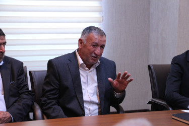 Ağdaşda fermerlərlə görüş keçirilib.