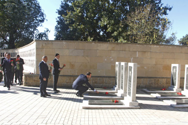 Şəhidlər xiyabanı ziyarət olunub