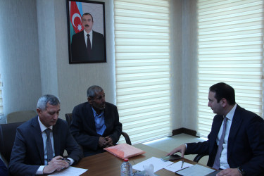 Rayon İcra Hakimiyyətində vətəndaşların müraciətləri dinlənilib