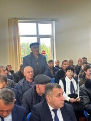 Gürcüva kəndində sakinlərin müraciətləri dinlənildi