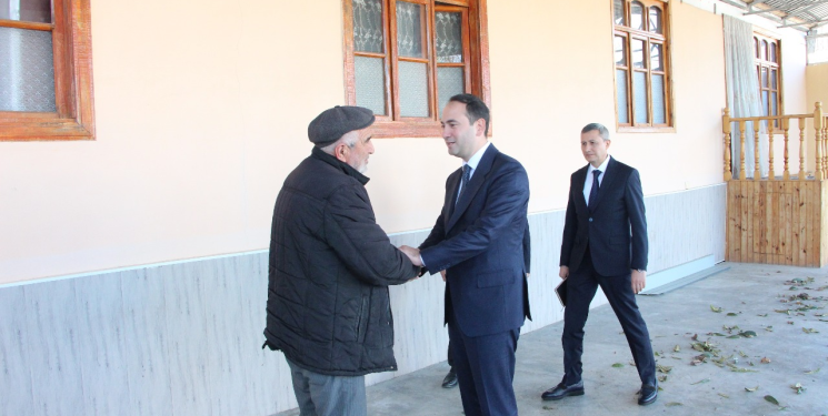 Şəhidlərimiz Süleyman Mehdiyev və Yasin Abdurəhmanovun  ailələri ziyarət olunub