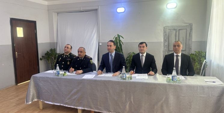 Şəkili kəndində sakinlərin müraciətləri dinlənilib