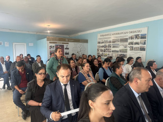Ərəbocağı kəndində sakinlərin müraciətləri dinlənilib