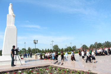 Ağdaşda Ulu Öndər Heydər Əliyevin anadan olmasının 102-ci ildönümü qeyd olunub