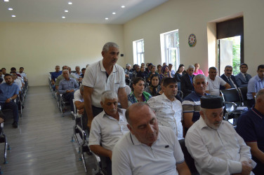 Orta Ləki kəndində sakinlərin müraciətləri dinlənilib