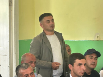 Yuxarı Nemətabad kəndində sakinlərin müraciətləri dinlənilib.