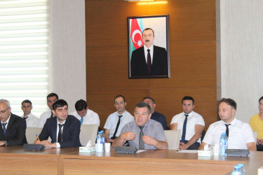 Ağdaşda məişət zorakılığı ilə bağlı ictimai dinləmə keçirilib